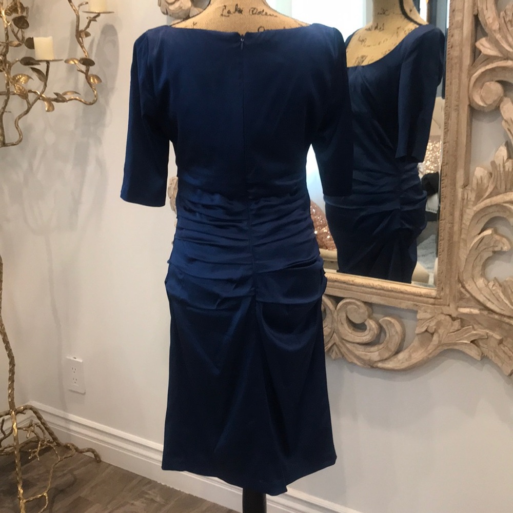 Dress - Picture 3 of 6